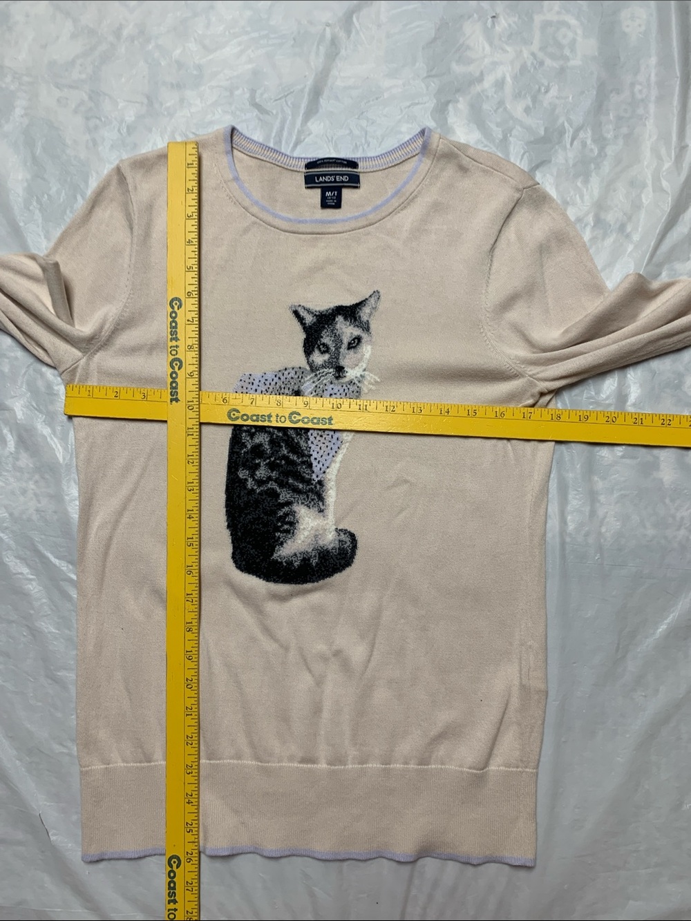 Lands End 100% Supima Cotton Kitty Cat Wearing Scarf Print Crewneck Sweater MT - Picture 3 of 4